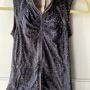Lululemon light weight vest